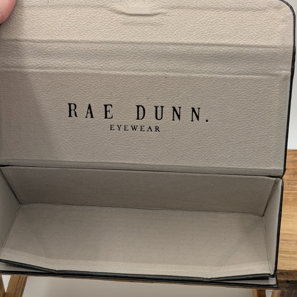 Rae Dunn Black 'See Beauty' Hard Eyeglass Accessory Case - Picture 2 of 7